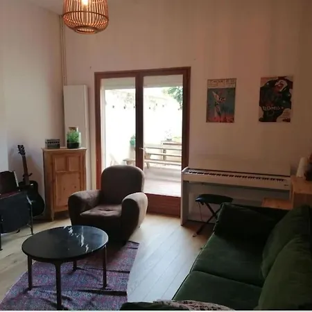 Adorable Maison Avec Jardin - Centre Vakantiehuis